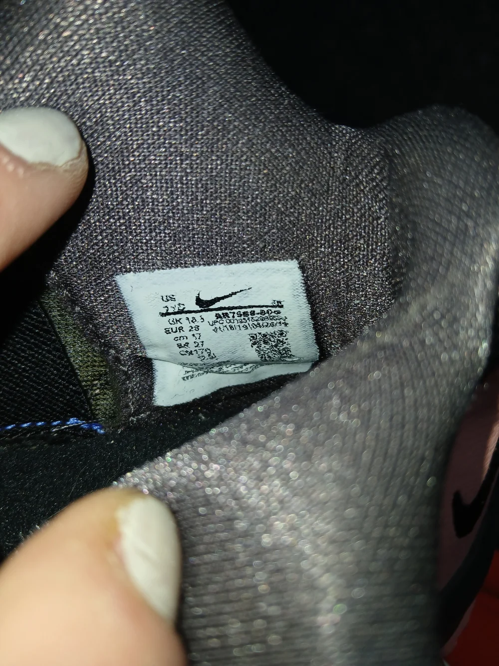 Nike--LEBRON JAMES Soldier 13 Midnight Black Bleached Coral
